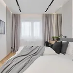 Exclusive Apartment With Balcony & Parking Wroclaw By Renters Prestige