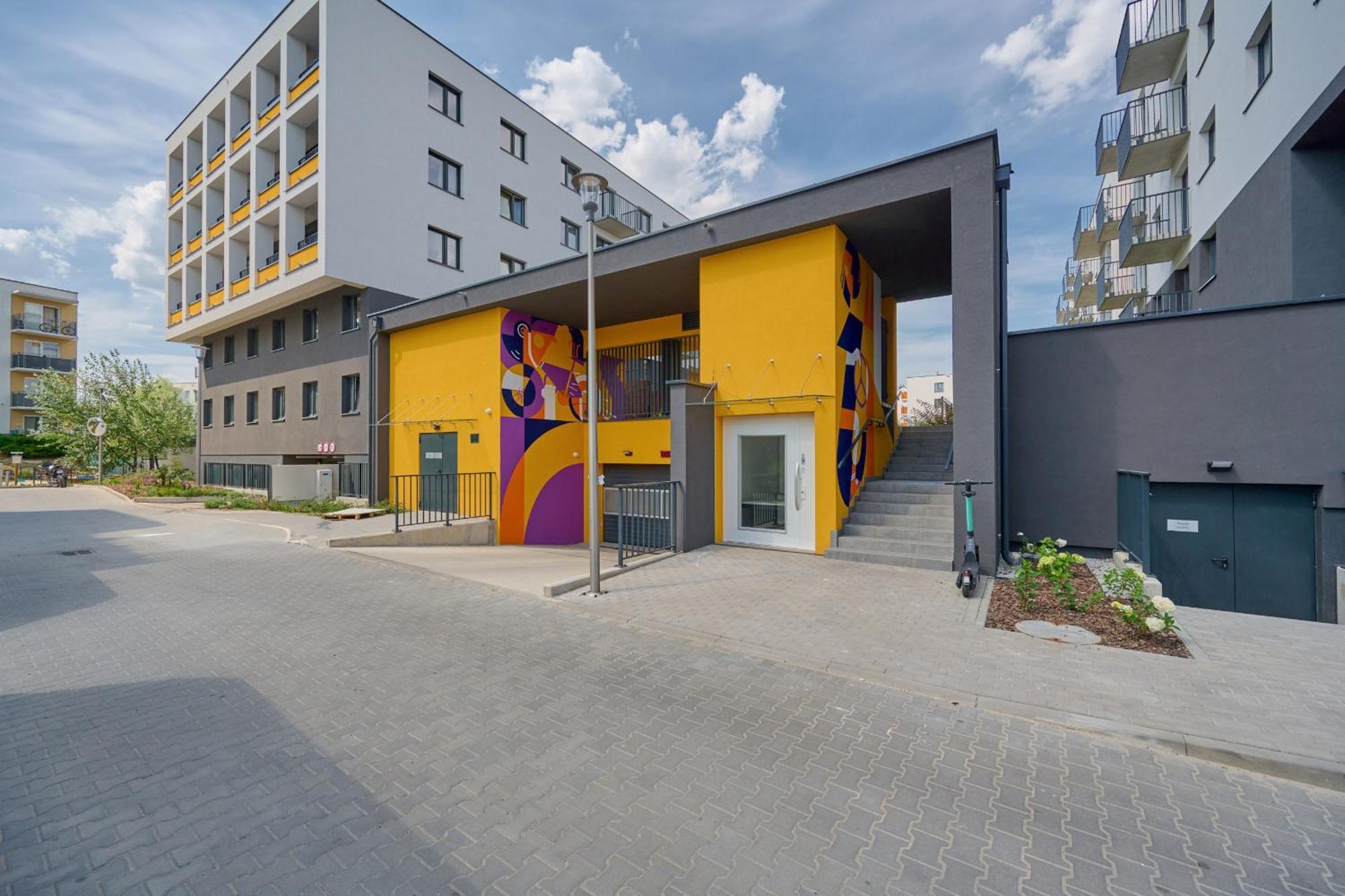 Exclusive With Balcony & Parking By Renters Prestige * Wrocław